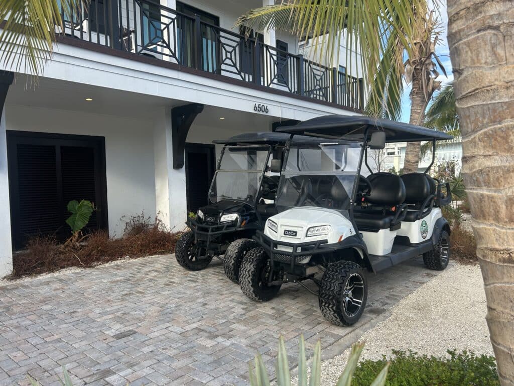 IMG_4469 Holmes Beach Coconut Rentals swrvice area